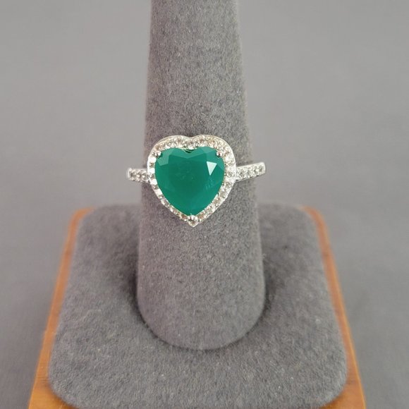 Green Onyx Rhodium Over Silver Heart Necklace, Ring (Sz 7.5), & Earrings - Picture 6 of 16